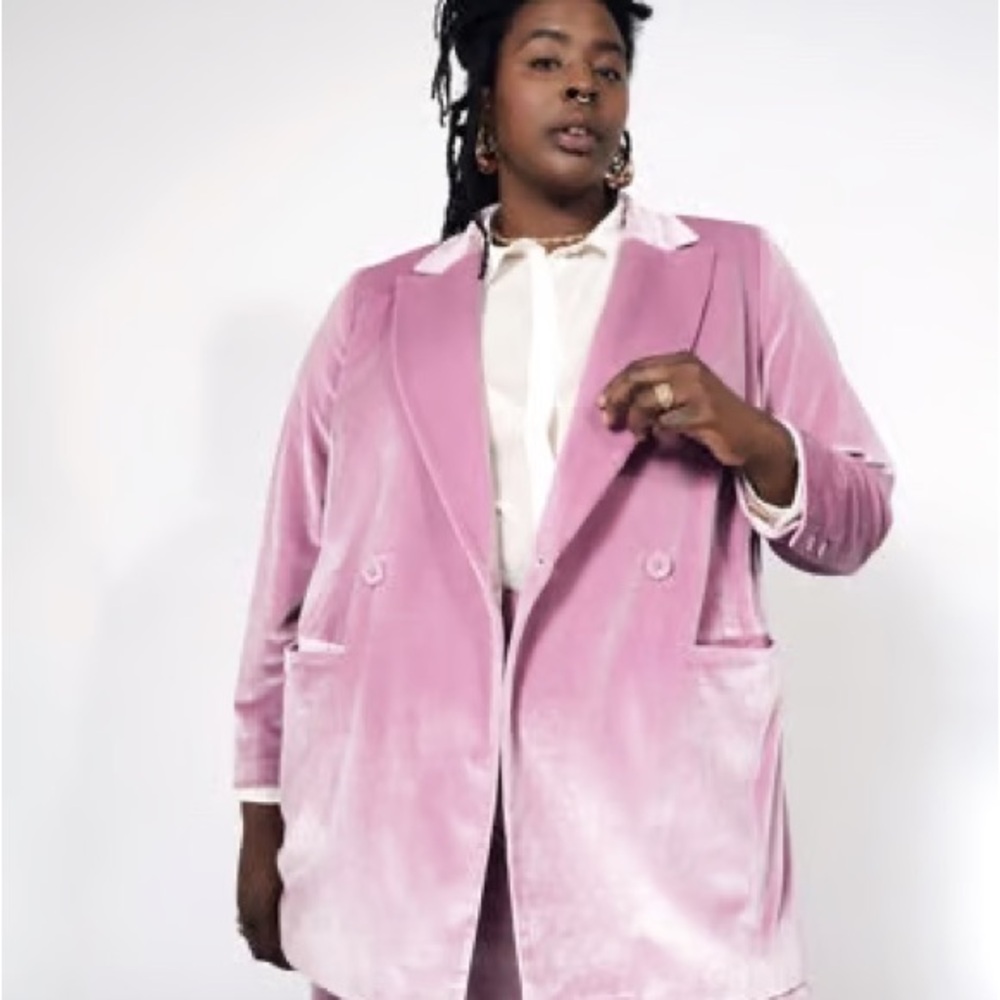 WILDFANG THE EMPOWER VELVET DOUBLE BREASTED BLAZER